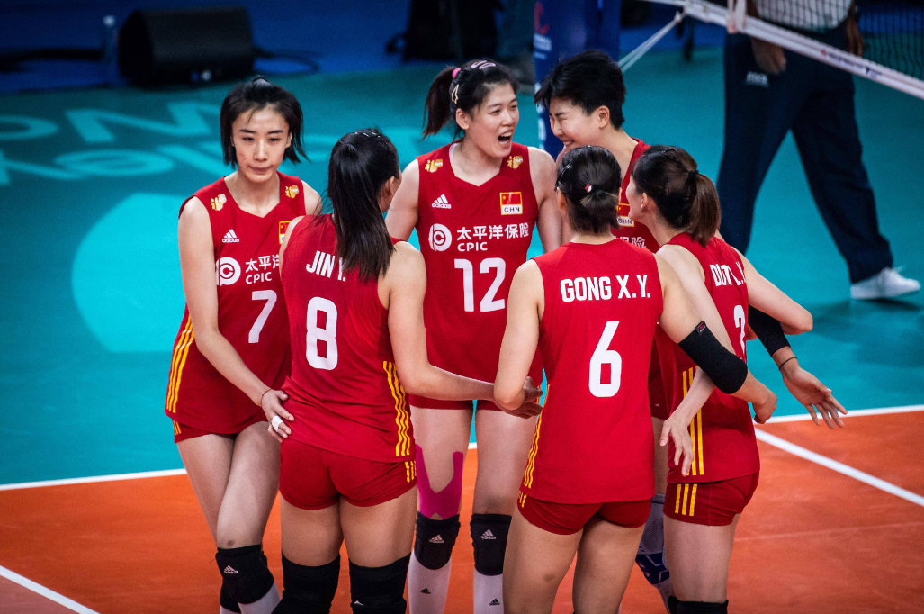 星空体育-李盈莹随队出征!中国女排PK两大豪强对日本恐遭遇苦战的简单介绍