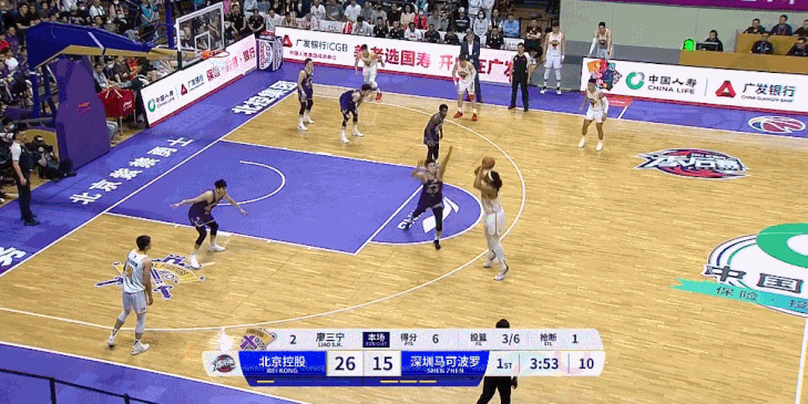 张高铭全场13中4，三分9中2得到12分7篮板1助1断1帽